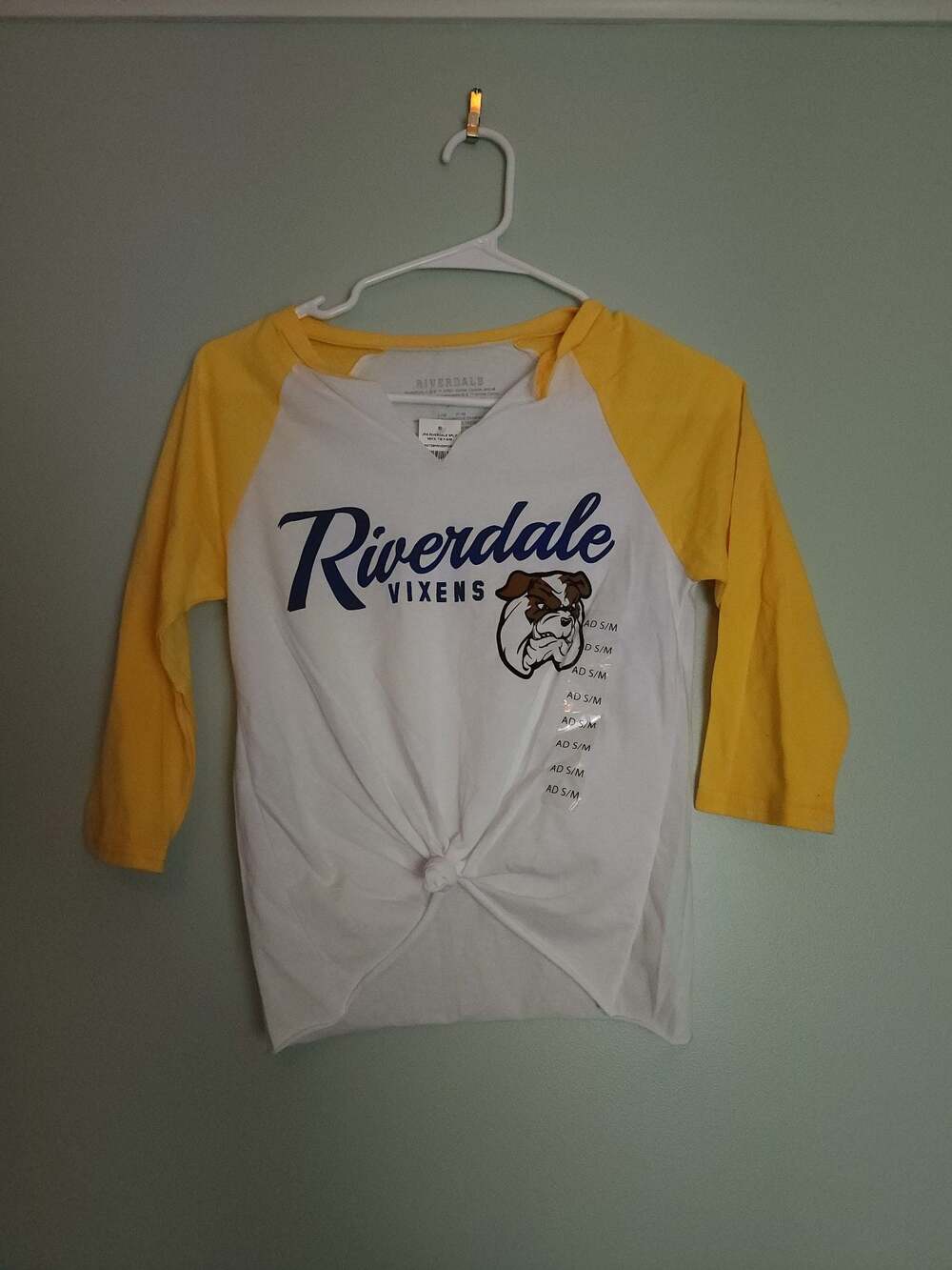 Riverdale Vixens Juniors' Raglan Tie-Front Baseball Tee